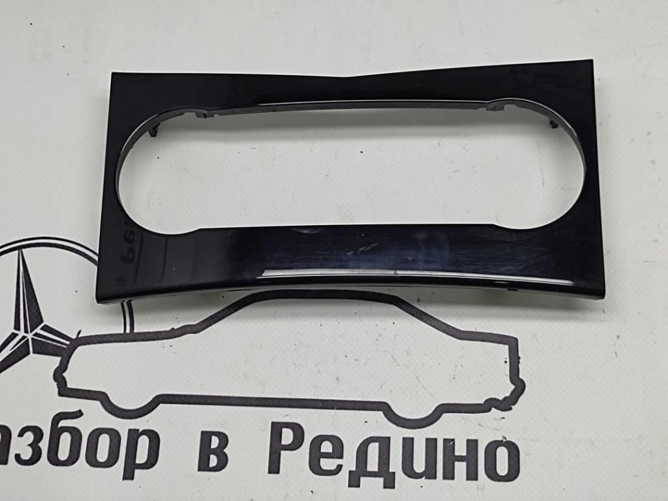 Накладка блока климата MERCEDES-BENZ C-класс W204/S204 (2006 - 2011) фото 1 — Разборка Мерседес