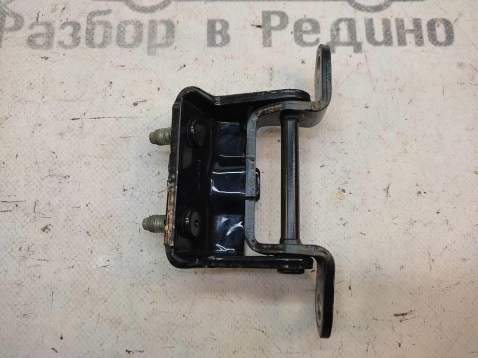 Петля двери MERCEDES-BENZ X-класс I (2017 - 2020) фото 1 — Разборка Мерседес