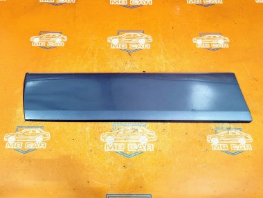 Молдинг двери MERCEDES-BENZ E-класс W124/S124/C124/A124 (1984 - 1997) — Разборка Мерседес