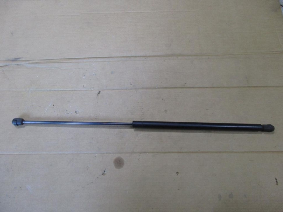 Амортизатор капота MERCEDES-BENZ S-класс W220 (1998 - 2005) фото 1 — Разборка Мерседес