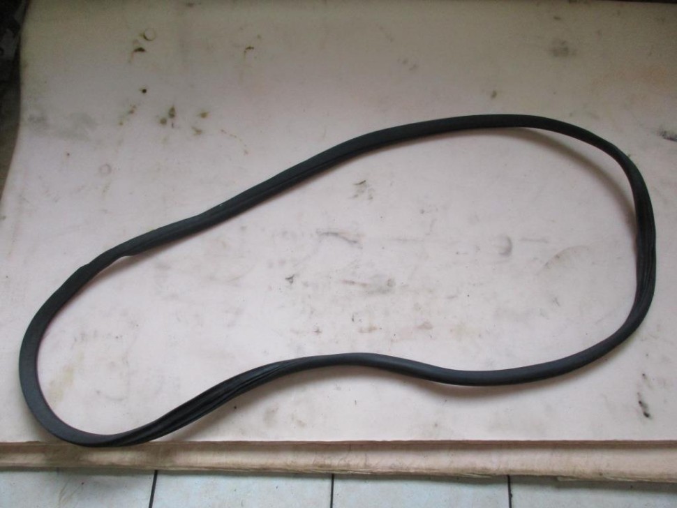 Уплотнитель дверного проема ( на кузове ) MERCEDES-BENZ C-класс W205/S205/C205/A205 (2014 - 2018) фото 1 — Разборка Мерседес