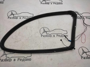 Уплотнитель стекла MERCEDES-BENZ R-класс W251 (2005 - 2007) — Разборка Мерседес
