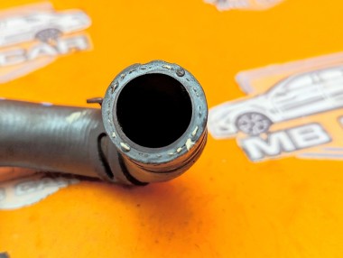 Патрубок ОЖ MERCEDES-BENZ C-класс W205/S205/C205/A205 (2014 - 2018) — Разборка Мерседес