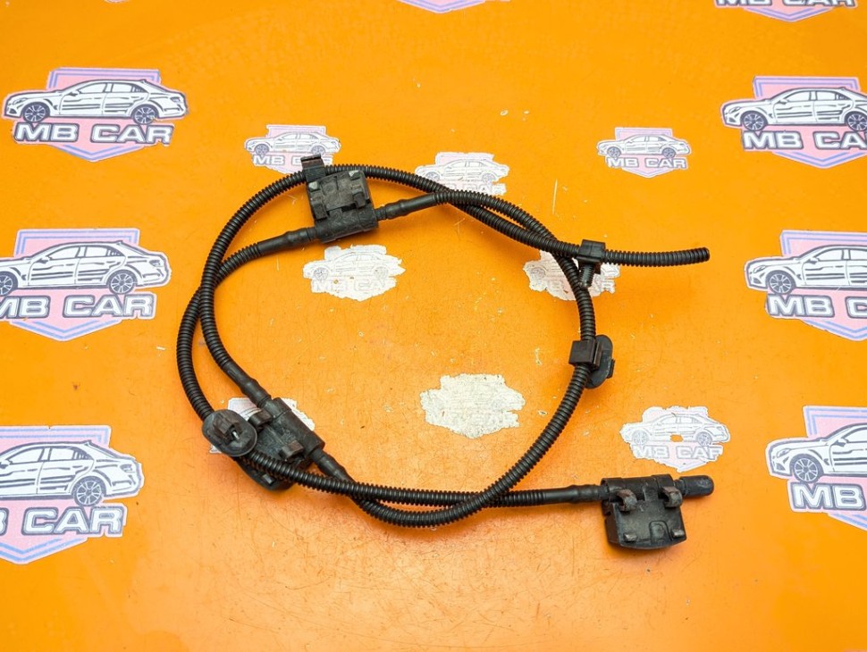 Форсунка омывателя лобового стекла MERCEDES-BENZ A-класс W176 (2012 - 2015) фото 1 &mdash; Разборка Мерседес