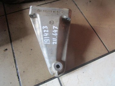 Лапа правая MERCEDES-BENZ E-класс W211/S211 (2002 - 2006) — Разборка Мерседес