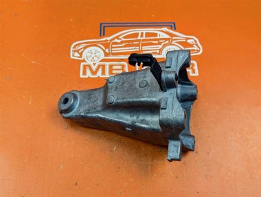 Лапа правая MERCEDES-BENZ E-класс W212/S212/C207/A207 (2009 - 2013) — Разборка Мерседес