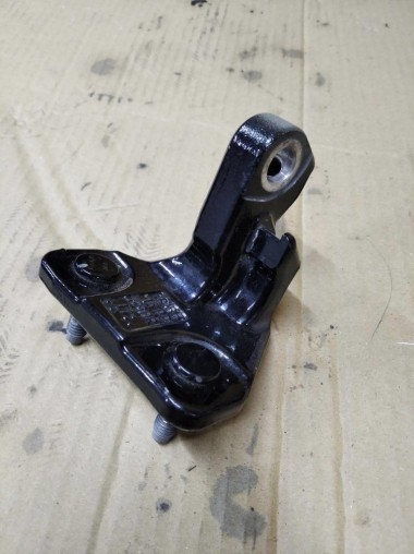 Петля двери MERCEDES-BENZ C-класс AMG W205/S205/C205/A205 (2014 - 2018) — Разборка Мерседес