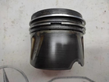 Поршень дизель MERCEDES-BENZ M-класс W164 (2005 - 2008) — Разборка Мерседес