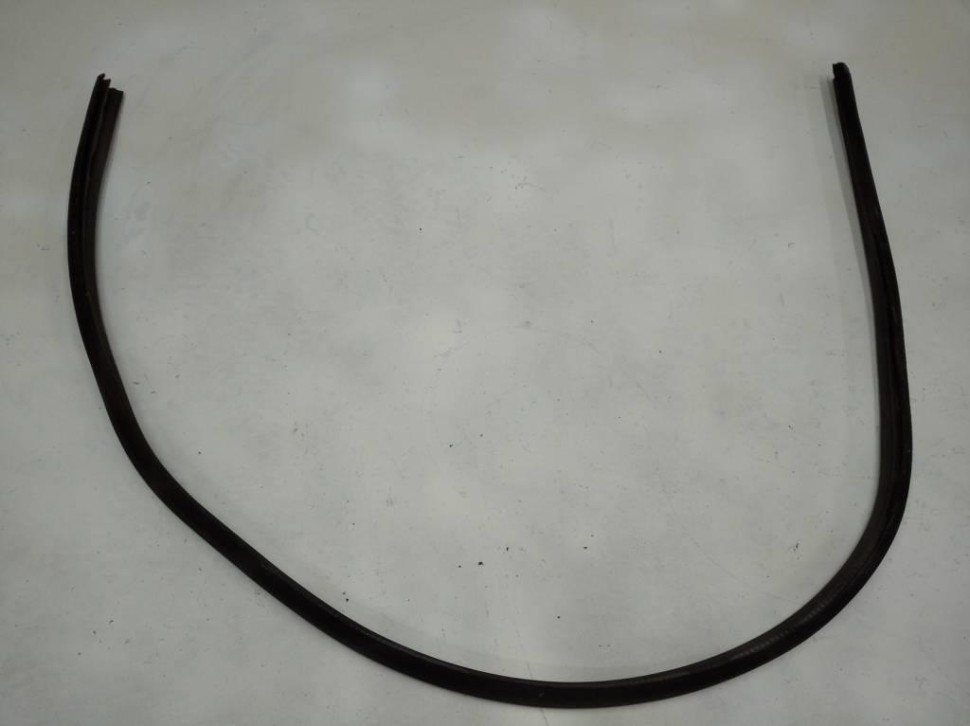 Уплотнитель дверного проема ( на кузове ) MERCEDES-BENZ E-класс W212/S212/C207/A207 (2009 - 2013) фото 1 — Разборка Мерседес