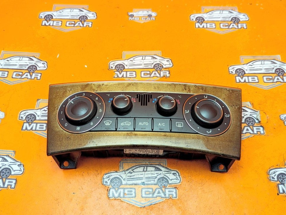 Панель управления климатом MERCEDES-BENZ C-класс W203/S203/CL203 рестайлинг (2004 - 2008) фото 1 &mdash; Разборка Мерседес