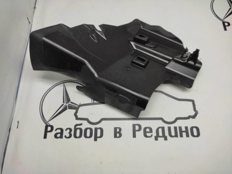 Пыльник MERCEDES-BENZ GL-класс X166 (2012 - 2016) фото 1 — Разборка Мерседес