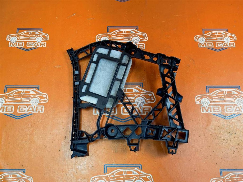 Кронштейн крепления бампера MERCEDES-BENZ GL-класс X166 (2012 - 2016) фото 1 — Разборка Мерседес