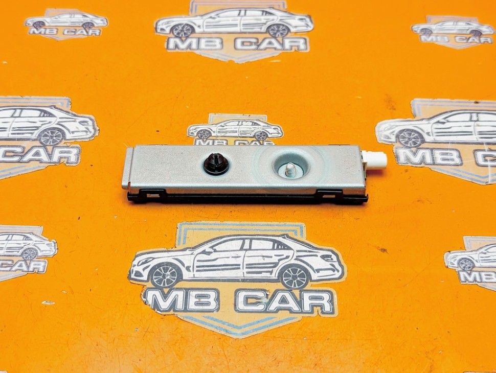 Усилитель антенны MERCEDES-BENZ GLE-класс W166 (2015 - 2018) фото 1 — Разборка Мерседес