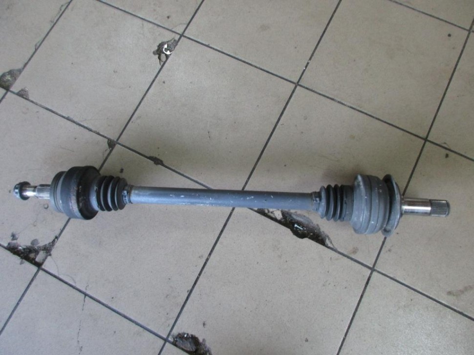 Привод задний MERCEDES-BENZ CLS-класс C218/X218 (2010 - 2014) фото 1 — Разборка Мерседес