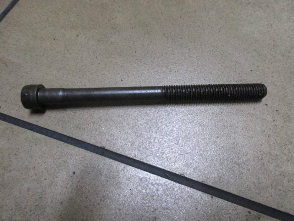 Болт ГБЦ MERCEDES-BENZ W124 W124/S124/C124/A124 (1984 - 1993) фото 1 — Разборка Мерседес