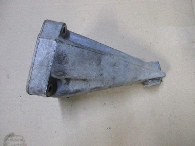 Лапа правая MERCEDES-BENZ E-класс W211/S211 (2002 - 2006) — Разборка Мерседес