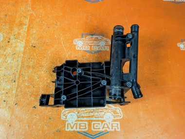 Кронштейн интеркуллера MERCEDES-BENZ A-класс AMG W176 (2013 - 2015) &mdash; Разборка Мерседес