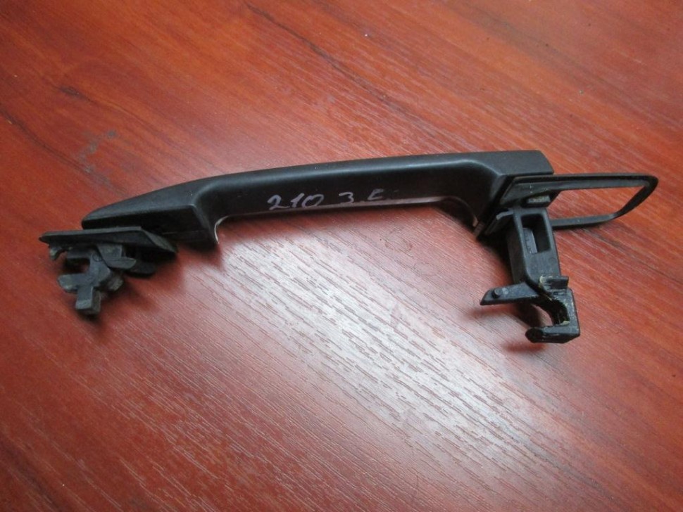 Ручка двери наружняя MERCEDES-BENZ E-класс W210/S210 (1995 - 1999) фото 1 — Разборка Мерседес