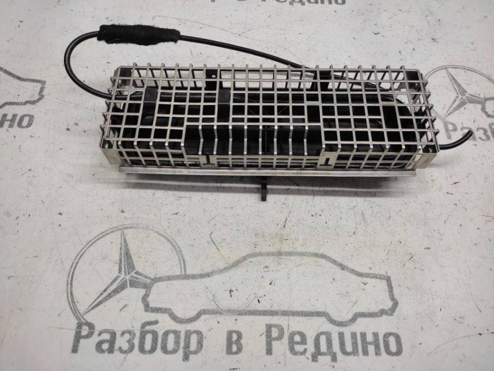 Решетка вентиляционная MERCEDES-BENZ E-класс W211/S211 (2002 - 2006) фото 1 — Разборка Мерседес