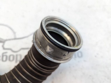 Патрубок интеркулера MERCEDES-BENZ CLK-класс C209/A209 (2002 - 2005) — Разборка Мерседес