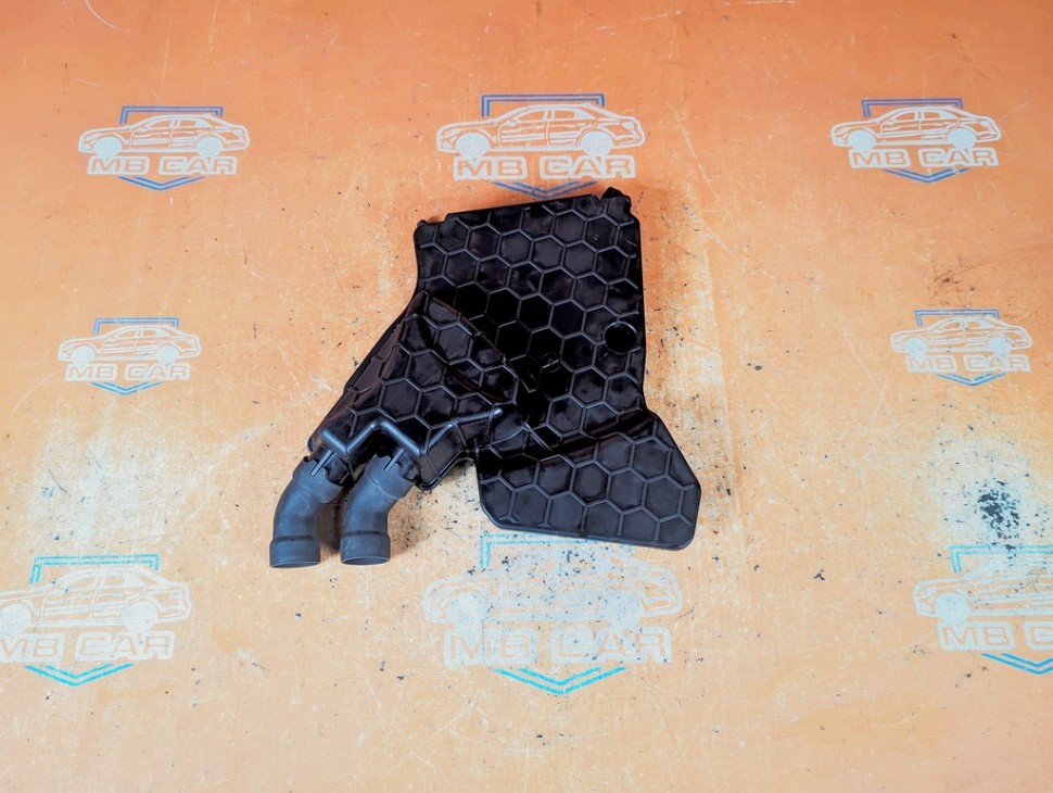 Резонатор воздушного фильтра MERCEDES-BENZ GLC-класс X253 рестайлинг (2019 - 2025) фото 1 &mdash; Разборка Мерседес