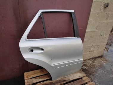 Дверь задняя правая MERCEDES-BENZ M-класс W164 (2005 - 2008) — Разборка Мерседес