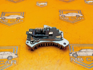 Реле моторчика печки MERCEDES-BENZ E-класс W210/S210 рестайлинг (1999 - 2003) E 200 2.0 MT (163 л.с.) &mdash; Разборка Мерседес