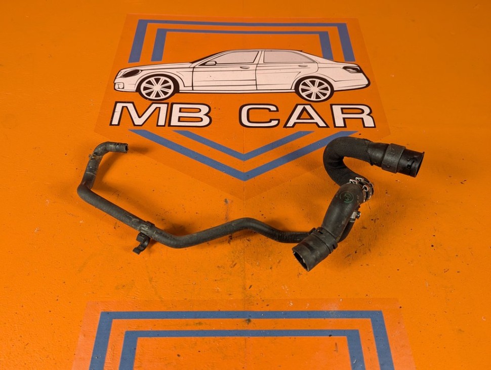 Патрубок ОЖ MERCEDES-BENZ B-класс W245 (2005 - 2009) фото 1 &mdash; Разборка Мерседес