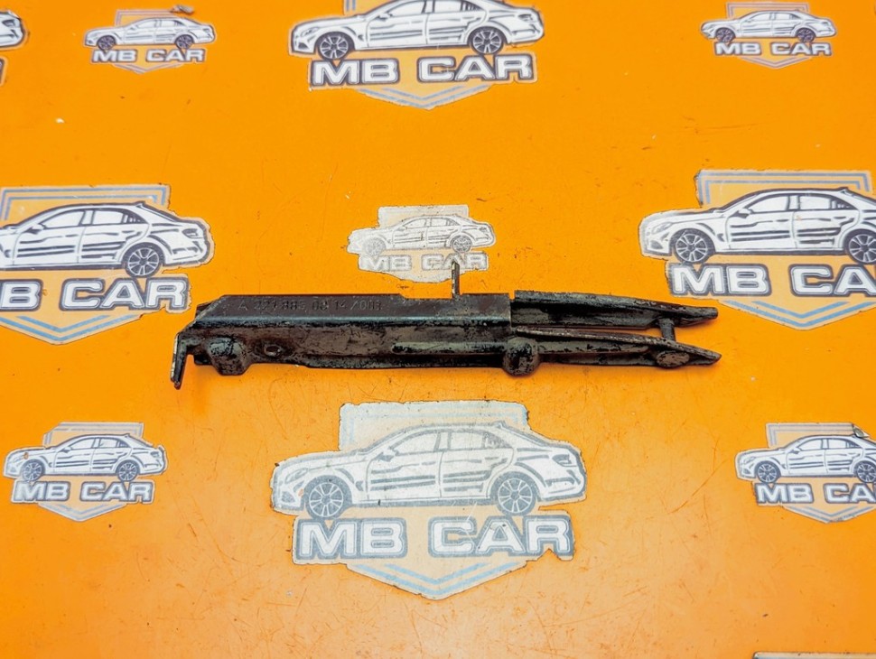 Кронштейн крепления бампера MERCEDES-BENZ S-класс W221 (2005 - 2009) фото 1 — Разборка Мерседес