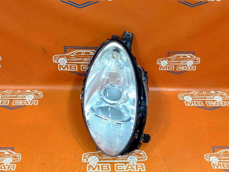 Фара правая MERCEDES-BENZ R-класс W251 рестайлинг (2007 - 2010) фото 1 — Разборка Мерседес