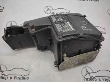 Корпус блока предохранителей MERCEDES-BENZ M-класс AMG W163 (2000 - 2001) — Разборка Мерседес