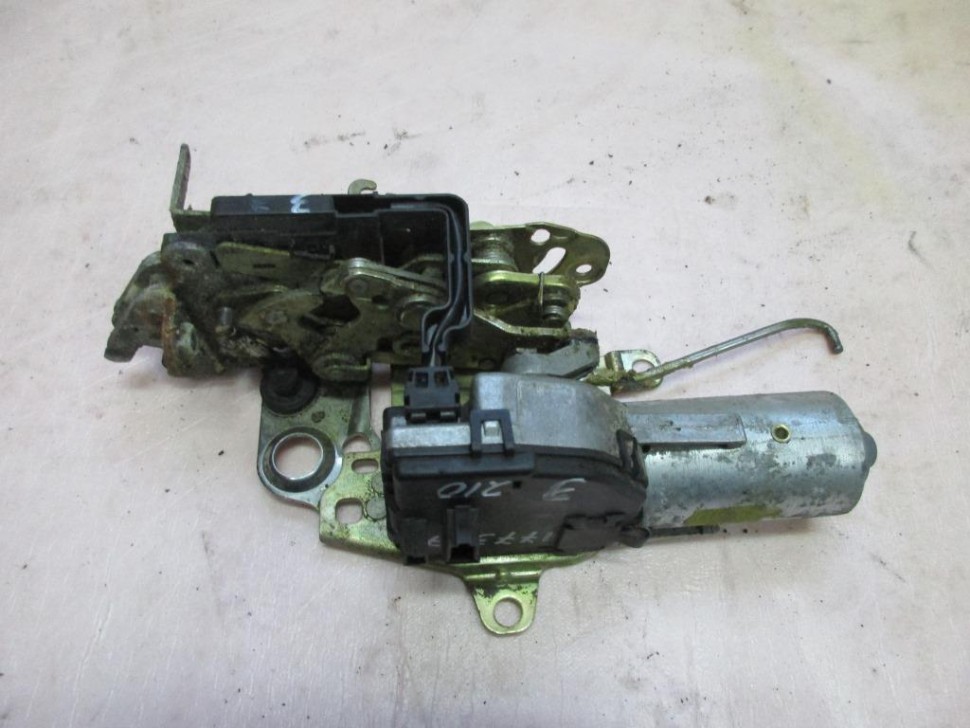 Замок багажника MERCEDES-BENZ E-класс W210/S210 рестайлинг (1999 - 2003) фото 1 — Разборка Мерседес