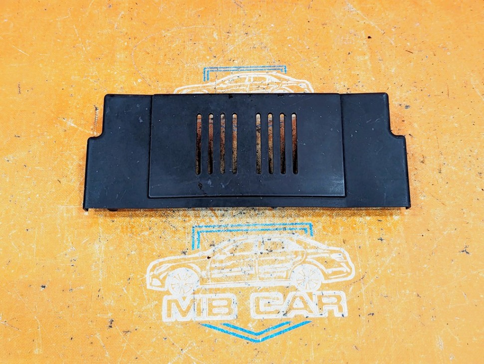 Крышка воздушного фильтра MERCEDES-BENZ E-класс AMG W210/S210 (1996 - 1999) фото 1 — Разборка Мерседес