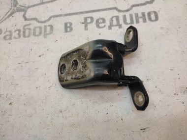 Петля двери MERCEDES-BENZ X-класс I (2017 - 2020) — Разборка Мерседес