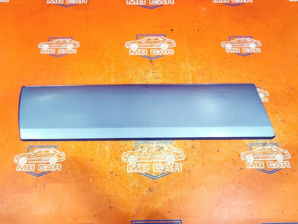 Молдинг двери MERCEDES-BENZ E-класс W124/S124/C124/A124 (1984 - 1997) фото 1 — Разборка Мерседес