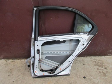 Дверь задняя правая MERCEDES-BENZ C-класс W204/S204 (2006 - 2011) — Разборка Мерседес