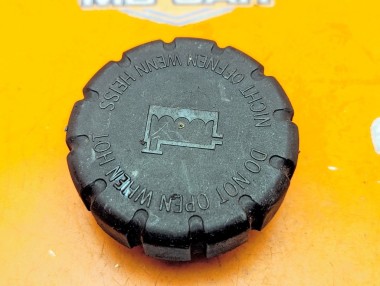 Крышка расширительного бачка MERCEDES-BENZ E-класс W211/S211 (2002 - 2006) — Разборка Мерседес