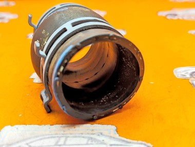 Патрубок ОЖ MERCEDES-BENZ C-класс W205/S205/C205/A205 (2014 - 2018) — Разборка Мерседес