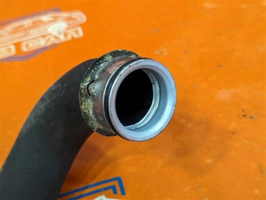 Патрубок радиатора MERCEDES-BENZ E-класс W211/S211 (2002 - 2006) — Разборка Мерседес