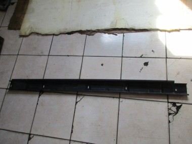 Кронштейн крепления порога MERCEDES-BENZ M-класс W164 рестайлинг (2008 - 2011) — Разборка Мерседес