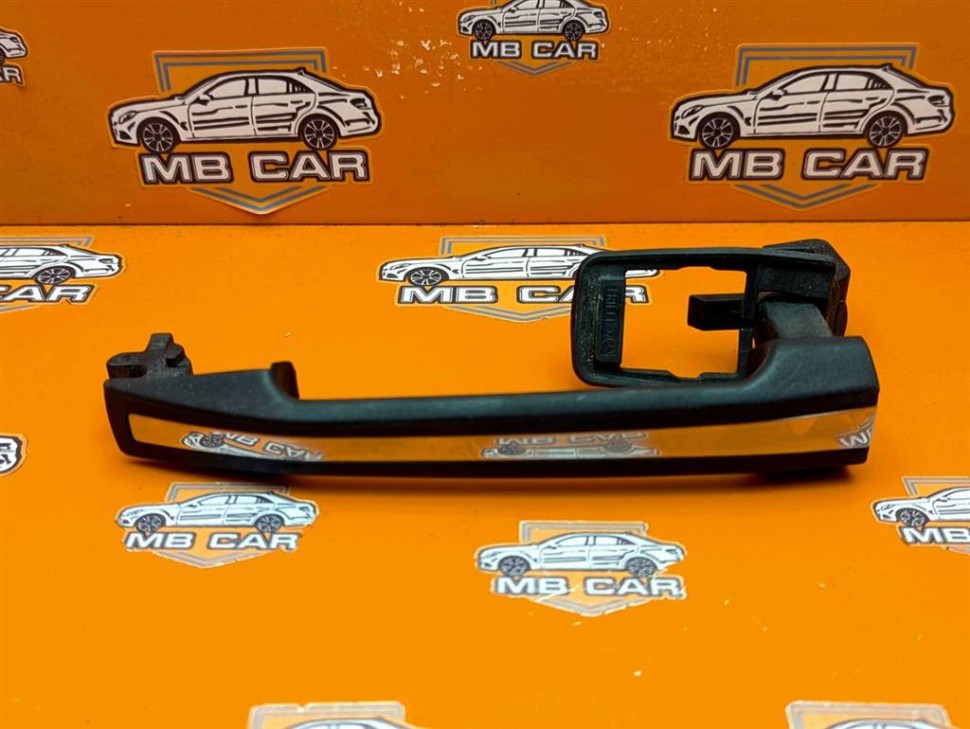 Ручка двери наружняя MERCEDES-BENZ W124 W124/S124/C124/A124 (1984 - 1993) фото 1 — Разборка Мерседес