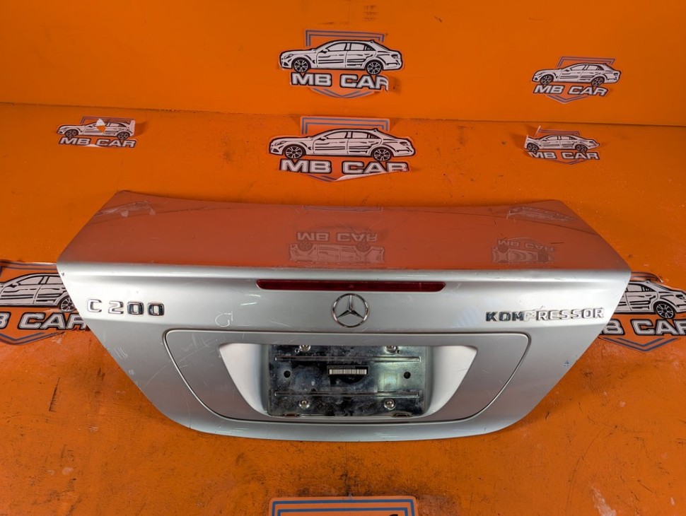 Крышка багажника MERCEDES-BENZ C-класс W203/S203/CL203 (2000 - 2004) фото 1 &mdash; Разборка Мерседес