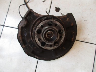 Кулак подвески задний левый MERCEDES-BENZ E-класс W211/S211 (2002 - 2006) — Разборка Мерседес