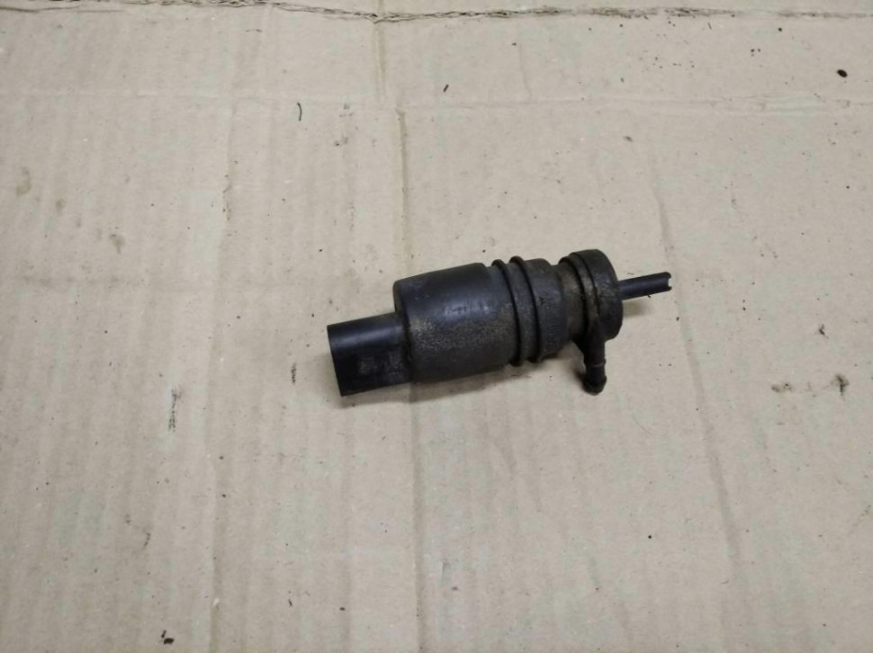 Насос омывателей MERCEDES-BENZ E-класс W211/S211 (2002 - 2006) фото 1 — Разборка Мерседес