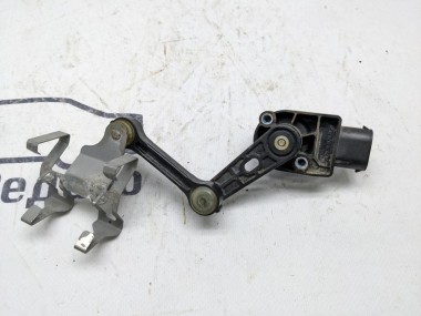 Датчик уровня пола MERCEDES-BENZ C-класс W205/S205/C205/A205 (2014 - 2018) — Разборка Мерседес